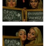 101 Ideas for Photo Booth Poses