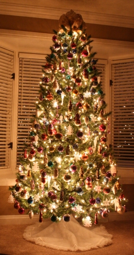 5 Ways to Take Great Christmas Tree Photos - Digital Photography Hobbyist